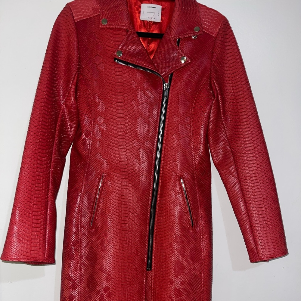 CARDI B TRENCH COAT !!!